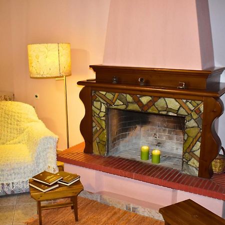 Lila'S Guest House Mikros Prinos エクステリア 写真