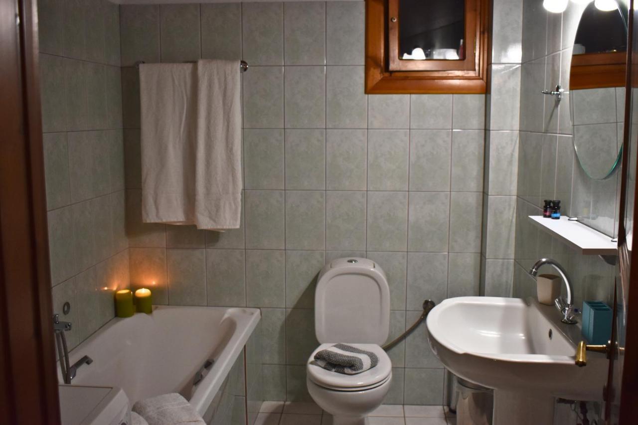 Lila'S Guest House Mikros Prinos エクステリア 写真