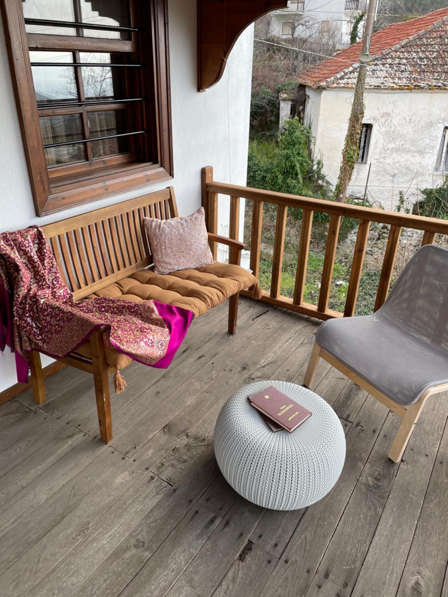 Lila'S Guest House Mikros Prinos エクステリア 写真